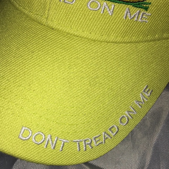 Don’t Tread On Me yellow cap 6 panel mesh back SnapBack hat - Picture 8 of 12